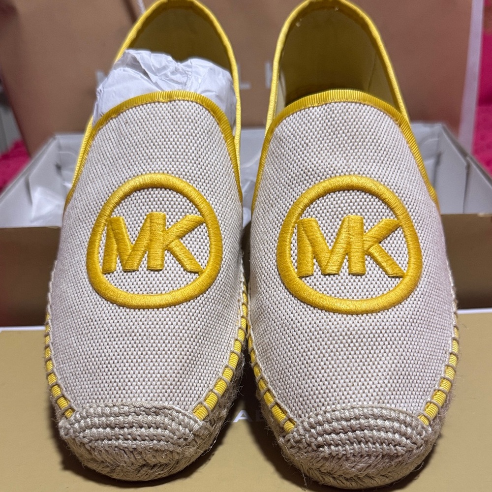 Michael Kors Kids Beige and Yellow Slippers